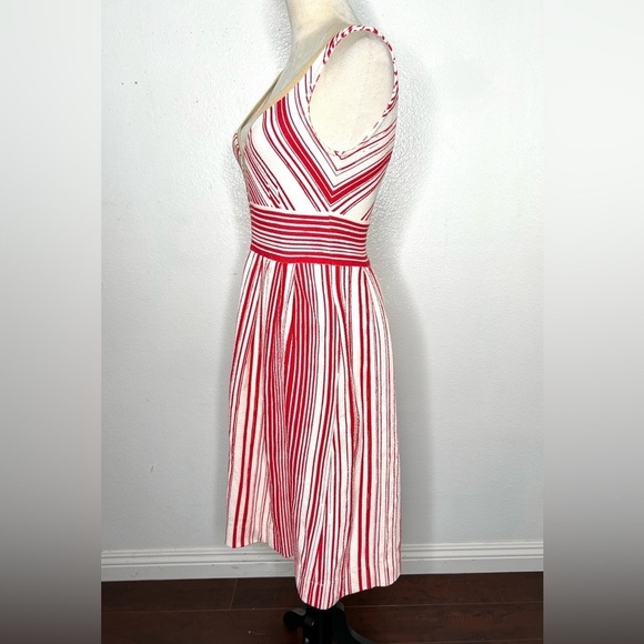 ANTHROPOLOGIE Postmark Poppy Stripe Dress Red Cream V-Neck Knee Length Size 2 - Picture 6 of 14